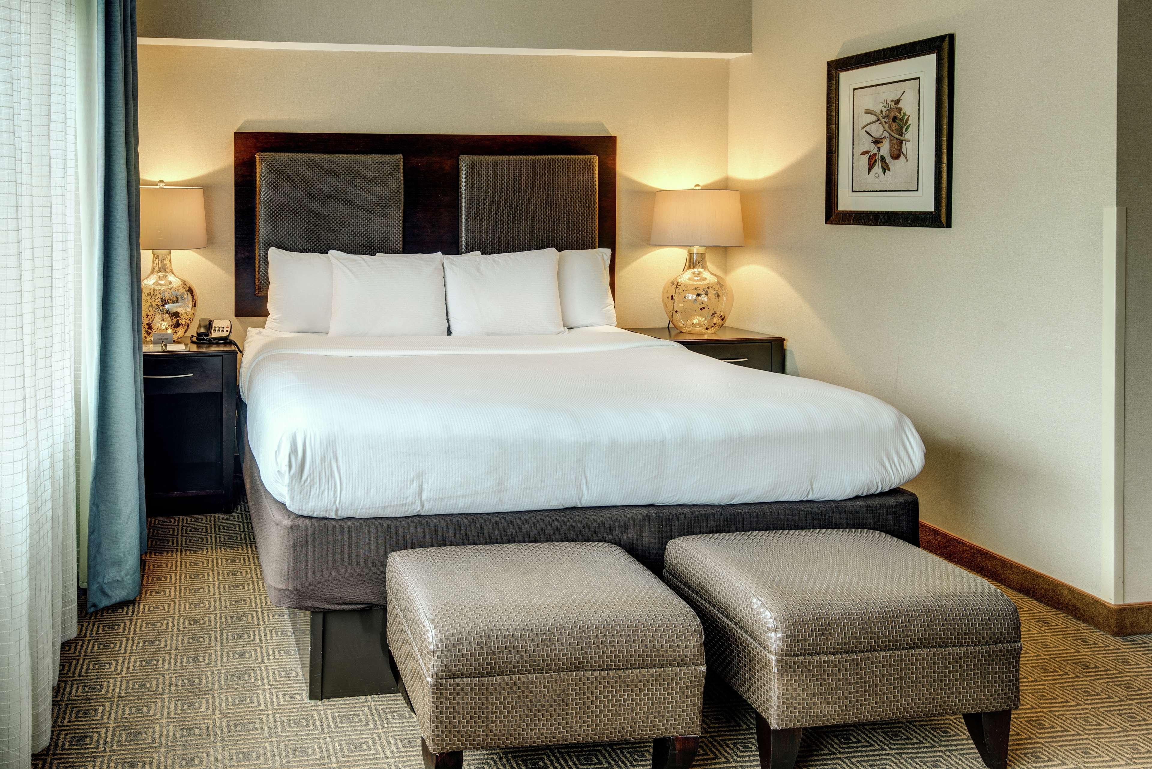Doubletree By Hilton Tinton Falls-Eatontown Exterior photo