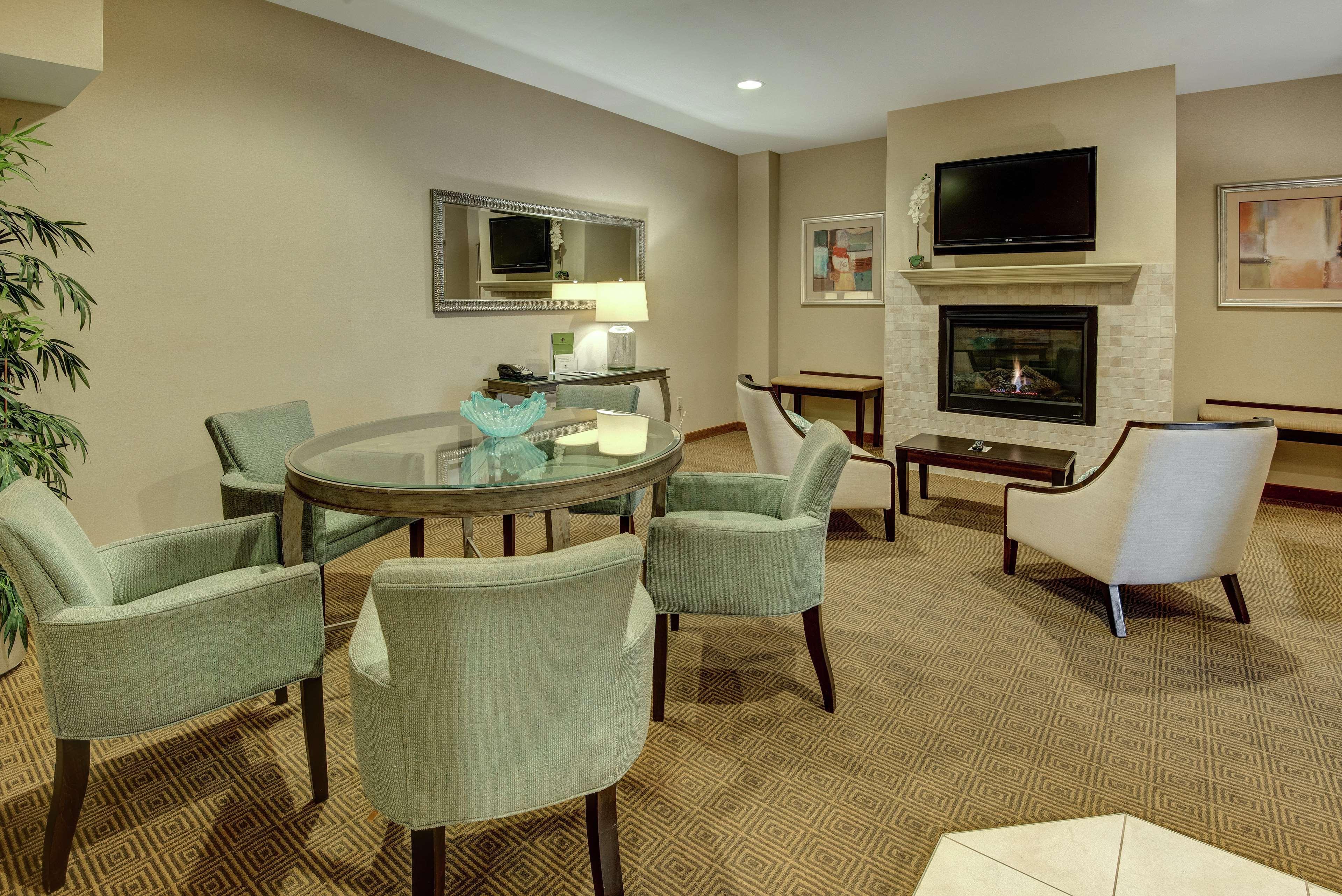 Doubletree By Hilton Tinton Falls-Eatontown Exterior photo