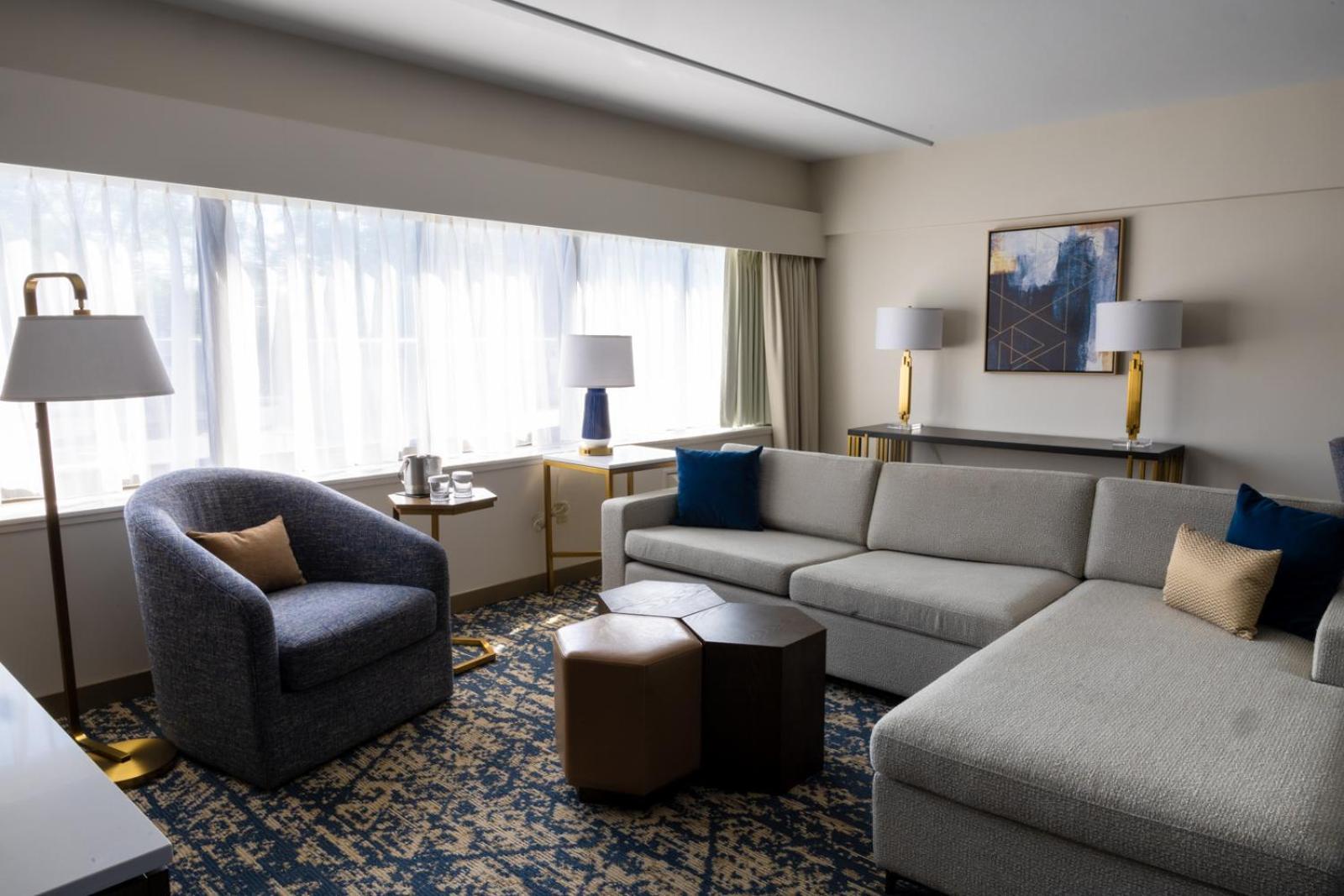Doubletree By Hilton Tinton Falls-Eatontown Exterior photo